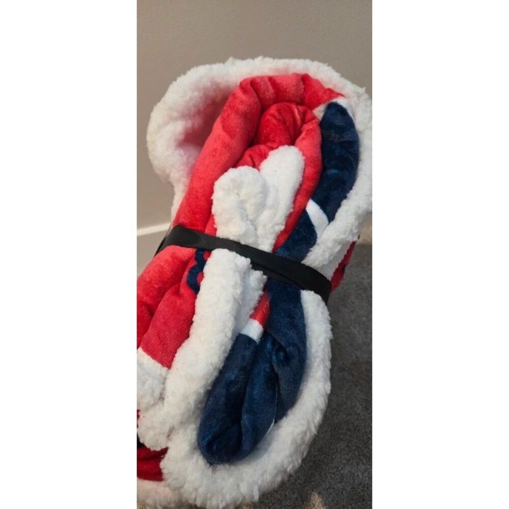 University of Mississippi sherpa throw - Picture 3 of 4